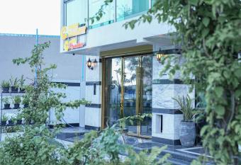 Sunny Canopy allows 18 year olds to book a room