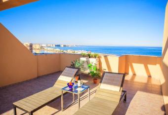 Atico con 2 dormitorios La Manga has Balcony rooms
