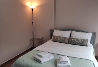 Double M comfy flat has Balcony rooms