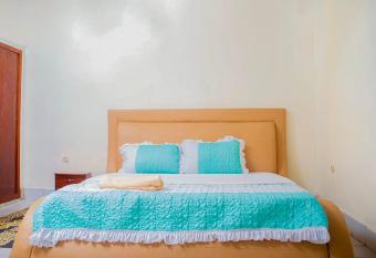 TRIPLE GUEST HOUSE has Balcony rooms