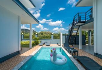 Lark Pool Villa Aonang Krabi allows 18 year olds to book a room