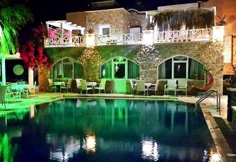 Atalos Suites allows 18 year olds to book a room