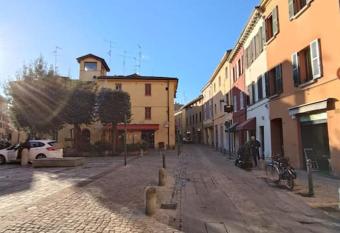 La Loggia-APP. PRIVATO in Centro has Balcony rooms