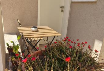 Alex s Desert Place allows 18 year olds to book a room