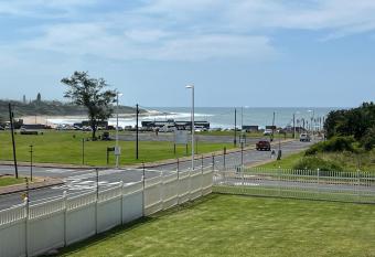 Ishumi Flat No7 has Balcony rooms