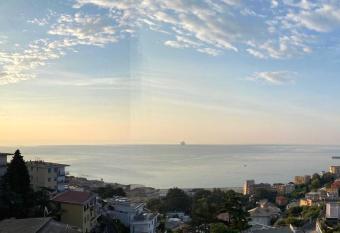 Da Vittoria allows 18 year olds to book a room