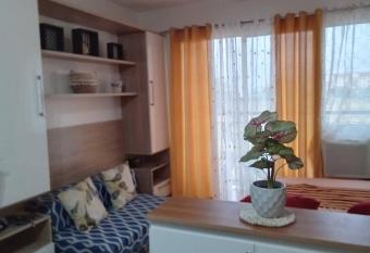 CasaMia Studio Sanremo Oasis Cebu has Balcony rooms