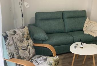 Apartamento Pe  as Blancas, junto a ruta de los Cahorros, Monachil. allows 18 year olds to book a room