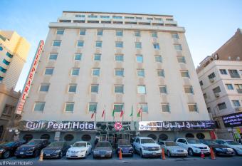The Gulf Pearl Hotel allows 18 year olds to book a room