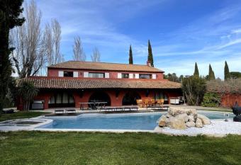 Nouveau: Superbe villa    Coudoux has Balcony rooms