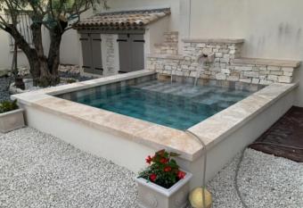 Frederic has Balcony rooms