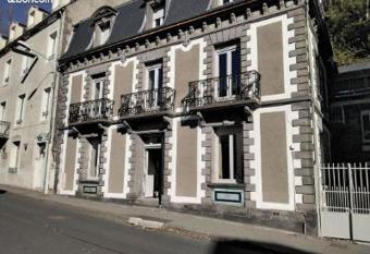 Villa de la dore has Balcony rooms
