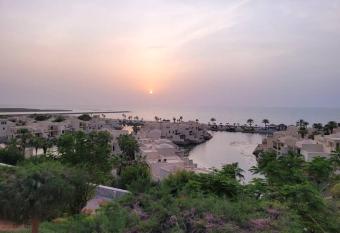 Luxury 2 bed villa in 5 star resort private pool allows 18 year olds to book a room