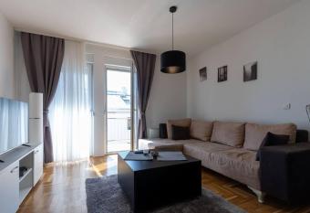 President Apartman 13 has Balcony rooms