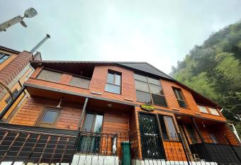 Uzungol Family Rooms 2 has Balcony rooms