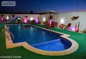 Grand farm has Balcony rooms