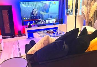 Attraktive Apartment has Balcony rooms