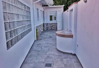 Apartamento mi currilla allows 18 year olds to book a room