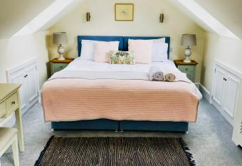 The Lemon Grove, Leyburn allows 18 year olds to book a room