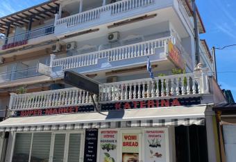 ANASTASIA   S APARTMENT has Balcony rooms