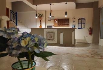 Villa Zeus INN has Balcony rooms