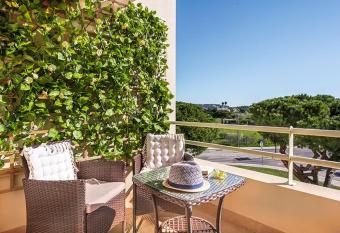 MARIA  S HOUSE allows 18 year olds to book a room