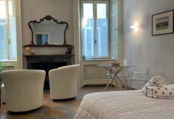 Accademia Dream allows 18 year olds to book a room