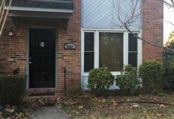 Creek View Townhome has Balcony rooms