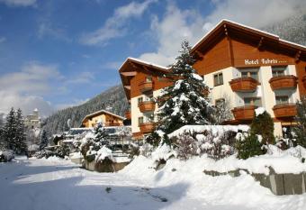 Hotel Tubris Garn   Campo Tures has Balcony rooms