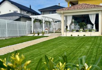 Alma Rezidence has Balcony rooms