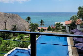 Kayu Resort has Balcony rooms