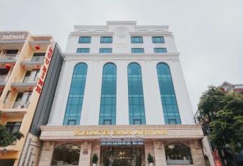 Asean Hotel allows 18 year olds to book a room