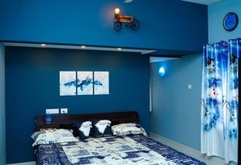 Meraki Palms, a furnished exquisite 2BHK Villa allows 18 year olds to book a room