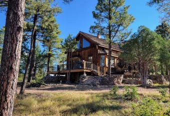 Rustic, 3-Bedroom Cabin on 5 Private Acres with Views! has Balcony rooms
