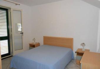 Three-room apartment with sea view on the coast of olive trees has Balcony rooms