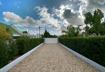 Mountville Cottage allows 18 year olds to book a room