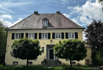 VillaWie has Balcony rooms