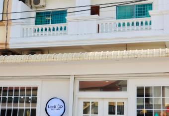 LOOK UP CAFE INN allows 18 year olds to book a room