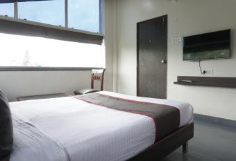 HOTEL SAI INN has Balcony rooms