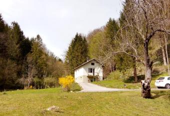 Art house Tufi has Balcony rooms