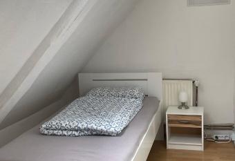 Unterkunft in Springe Zentrum allows 18 year olds to book a room