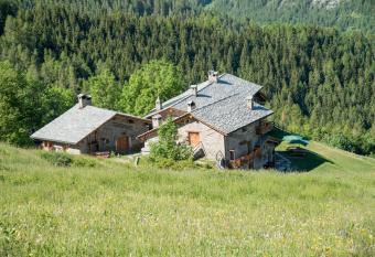 Civico 2 has Balcony rooms