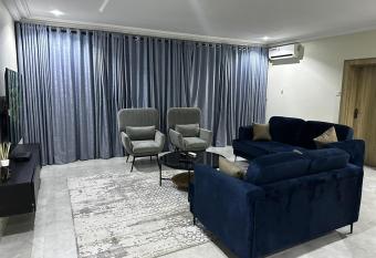 Modern City Center 3-Bed Apartment allows 18 year olds to book a room