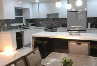 Beautiful Modern Lifestyle Home allows 18 year olds to book a room