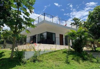 Designer Villa in beautiful garden has Balcony rooms