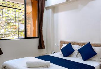 Hotel Make My Day by Rahul has Smoking rooms