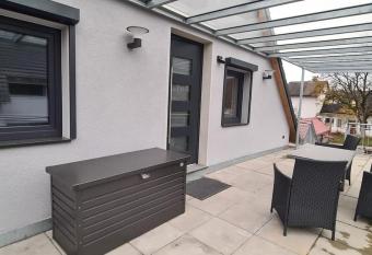 Moderne Ferienunterkunft/Wohnung has Balcony rooms