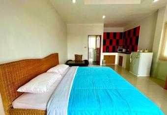 Sea View Apartment has Balcony rooms