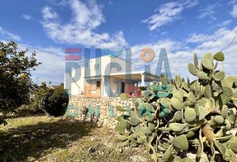 Casa Vacanza Limonetto Marina di Alliste has Balcony rooms