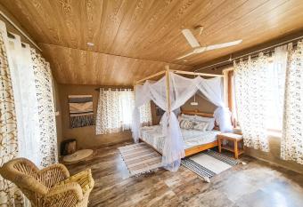 Mud House - Live with Nature allows 18 year olds to book a room